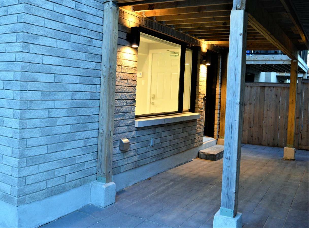 Simply Luxury Stays Ottawa Exterior photo