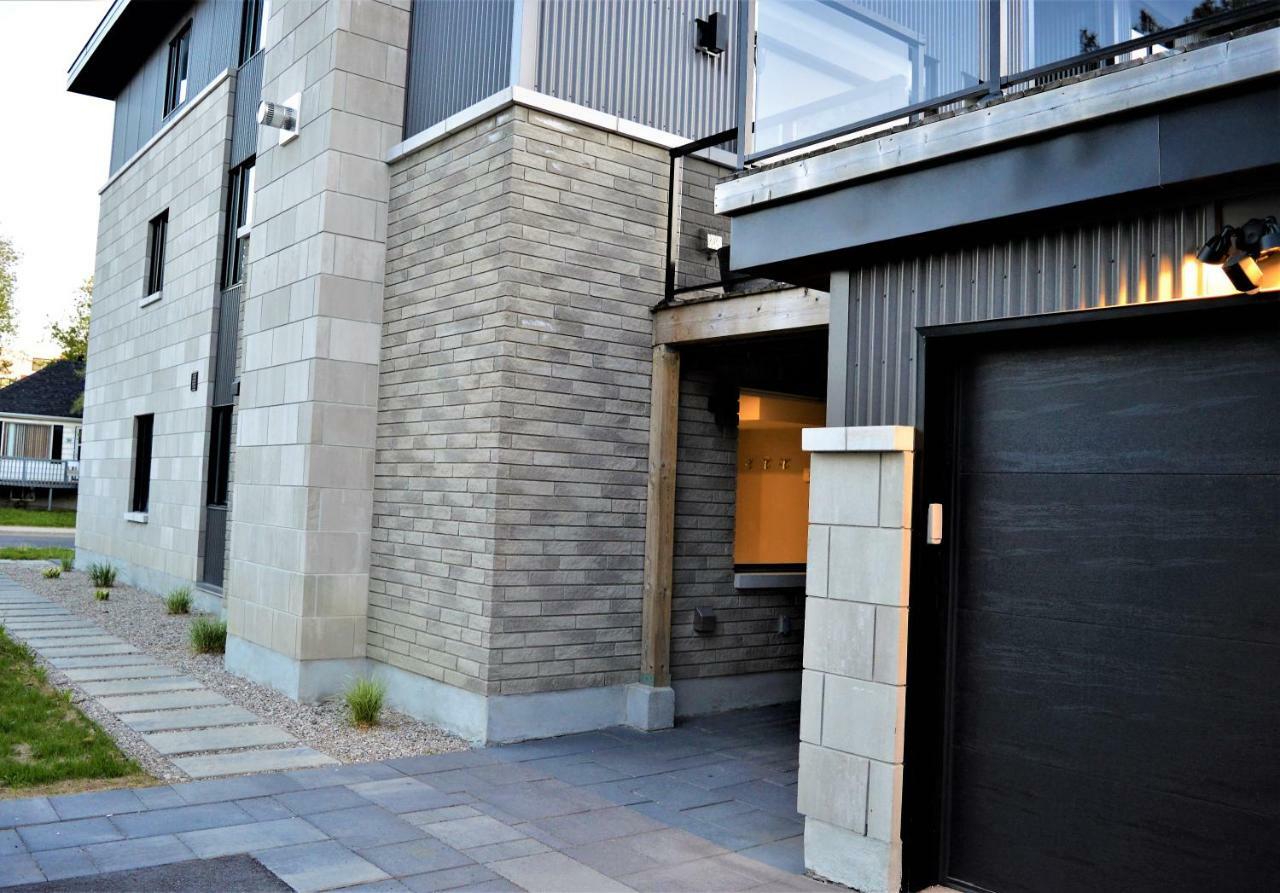 Simply Luxury Stays Ottawa Exterior photo